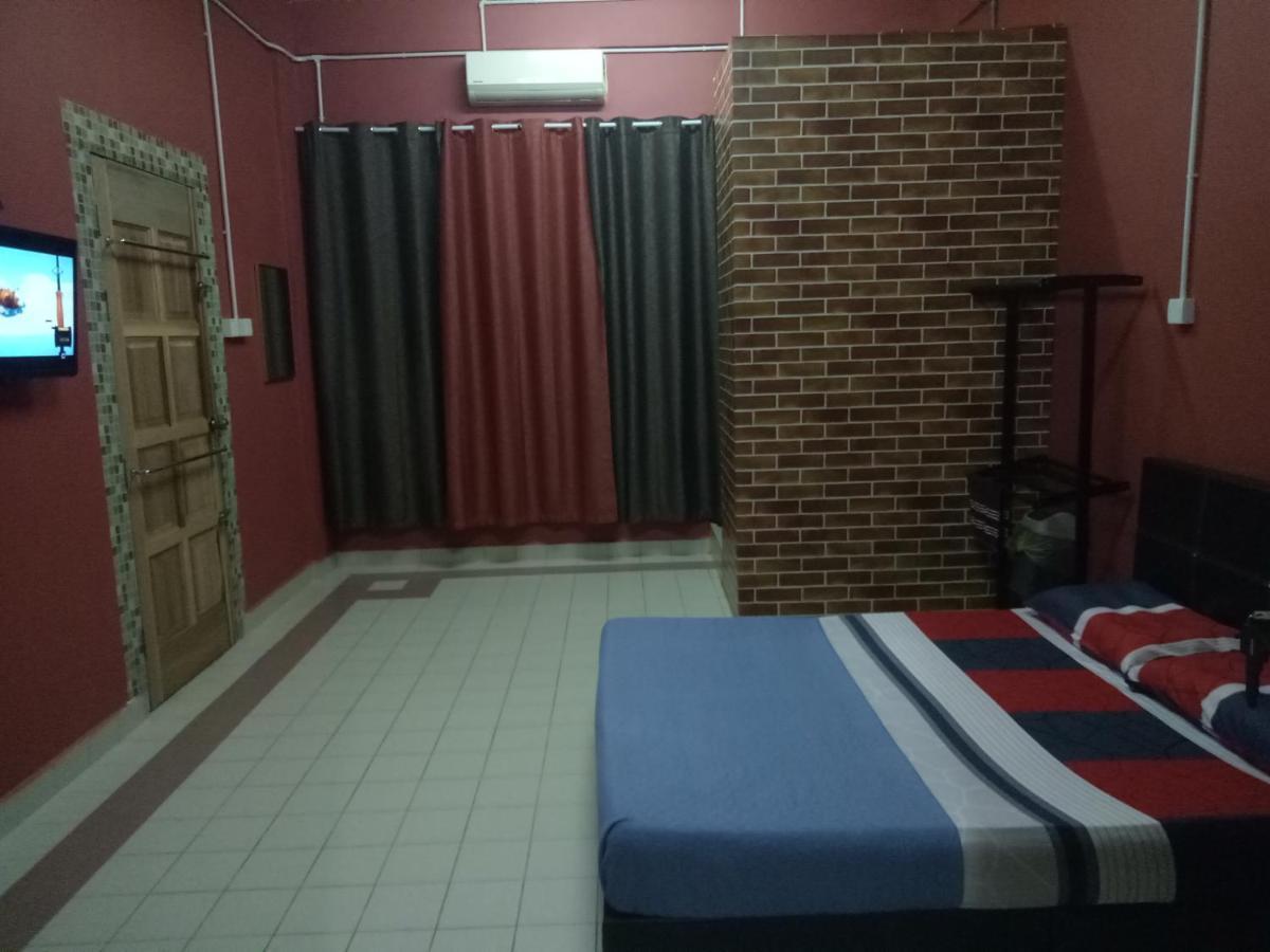 Kuala Besut Budget Hotel Ain Exterior foto