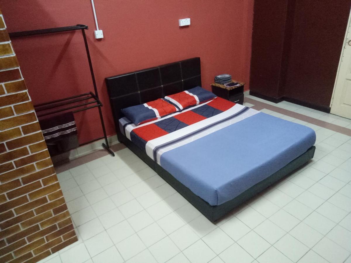 Kuala Besut Budget Hotel Ain Exterior foto