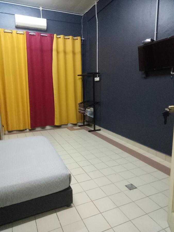 Kuala Besut Budget Hotel Ain Exterior foto