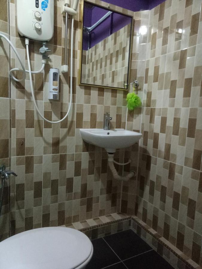 Kuala Besut Budget Hotel Ain Exterior foto